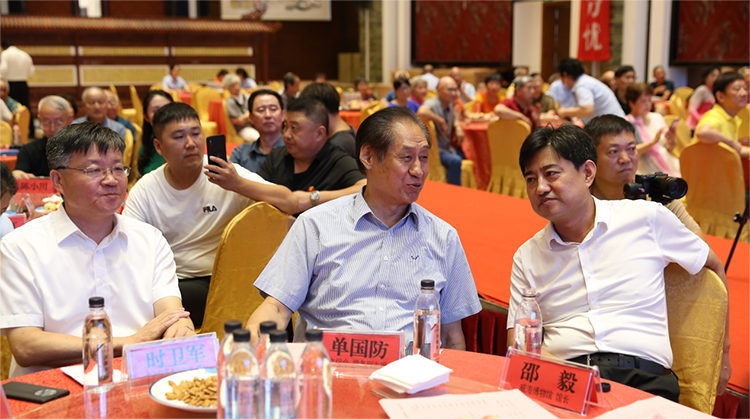 中国尊龙集团